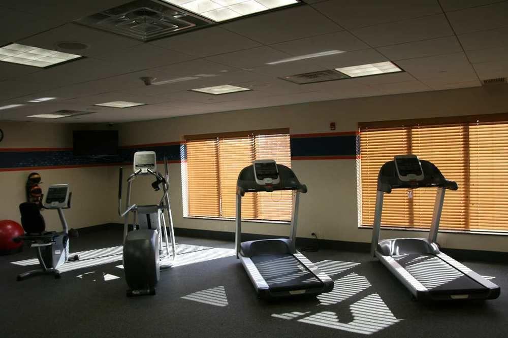 Hampton Inn Jericho - Westbury 외부 사진