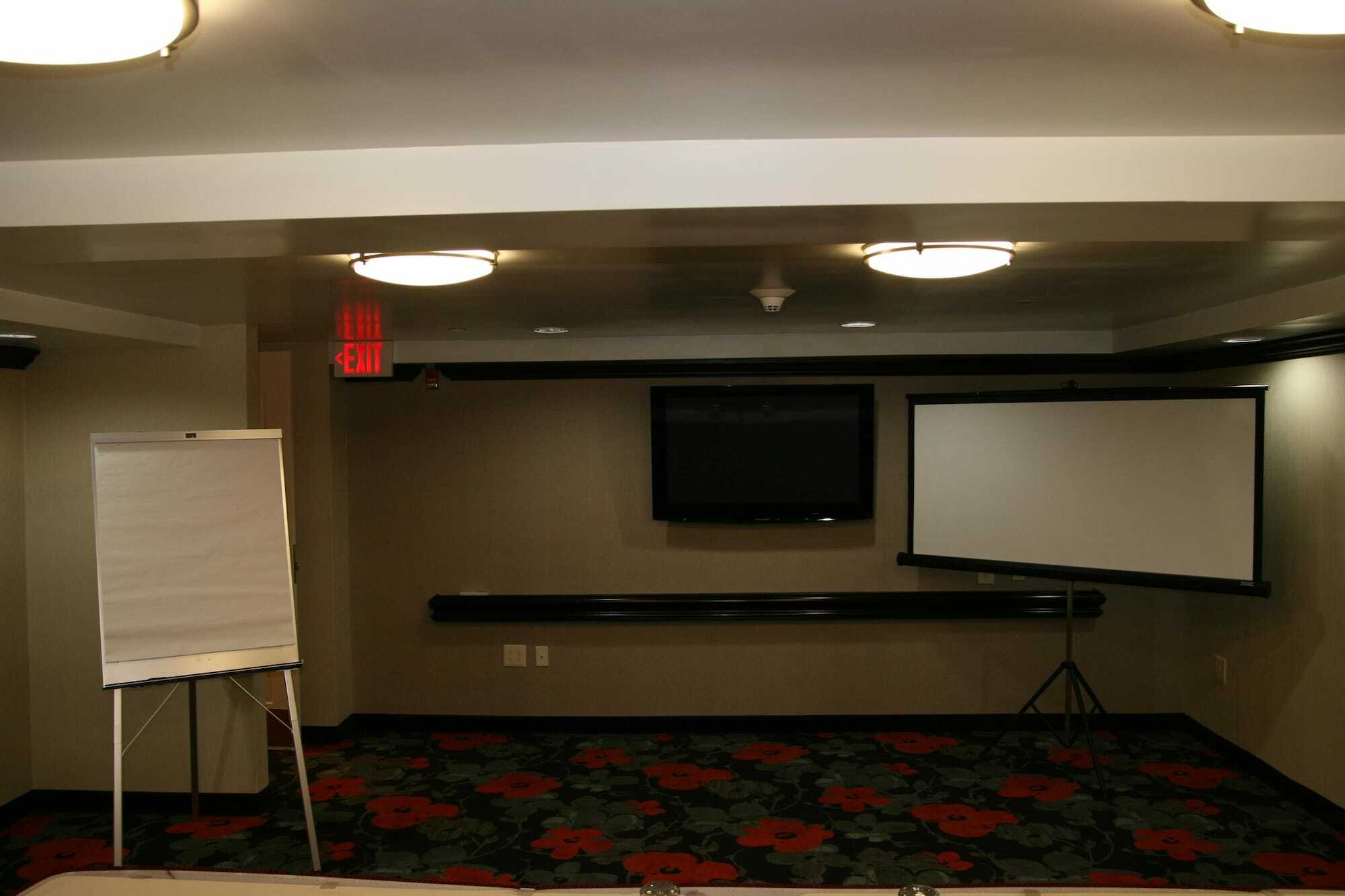 Hampton Inn Jericho - Westbury 시설 사진