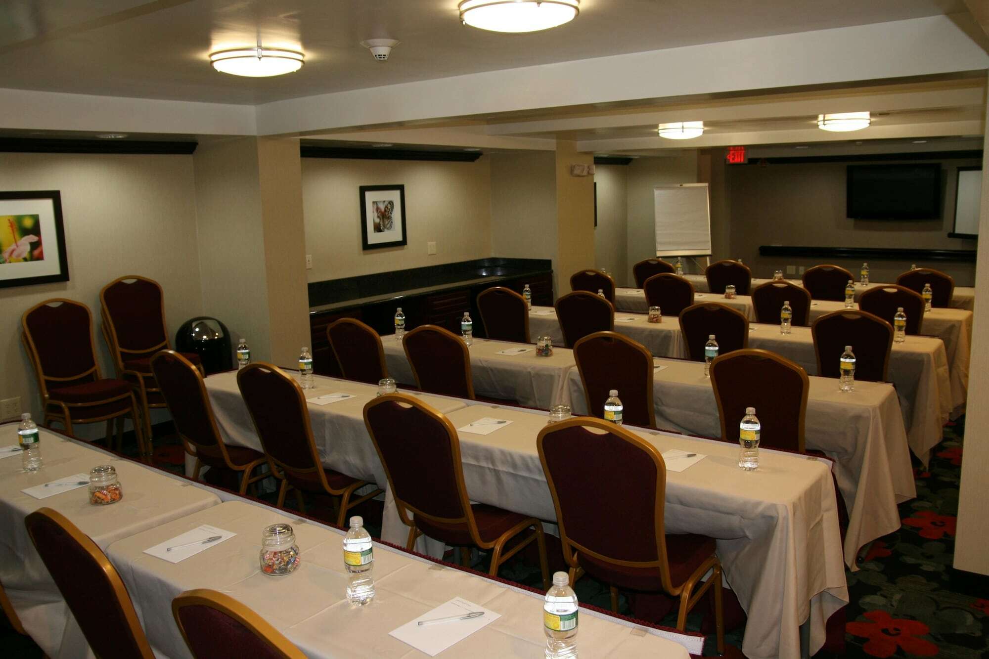 Hampton Inn Jericho - Westbury 외부 사진