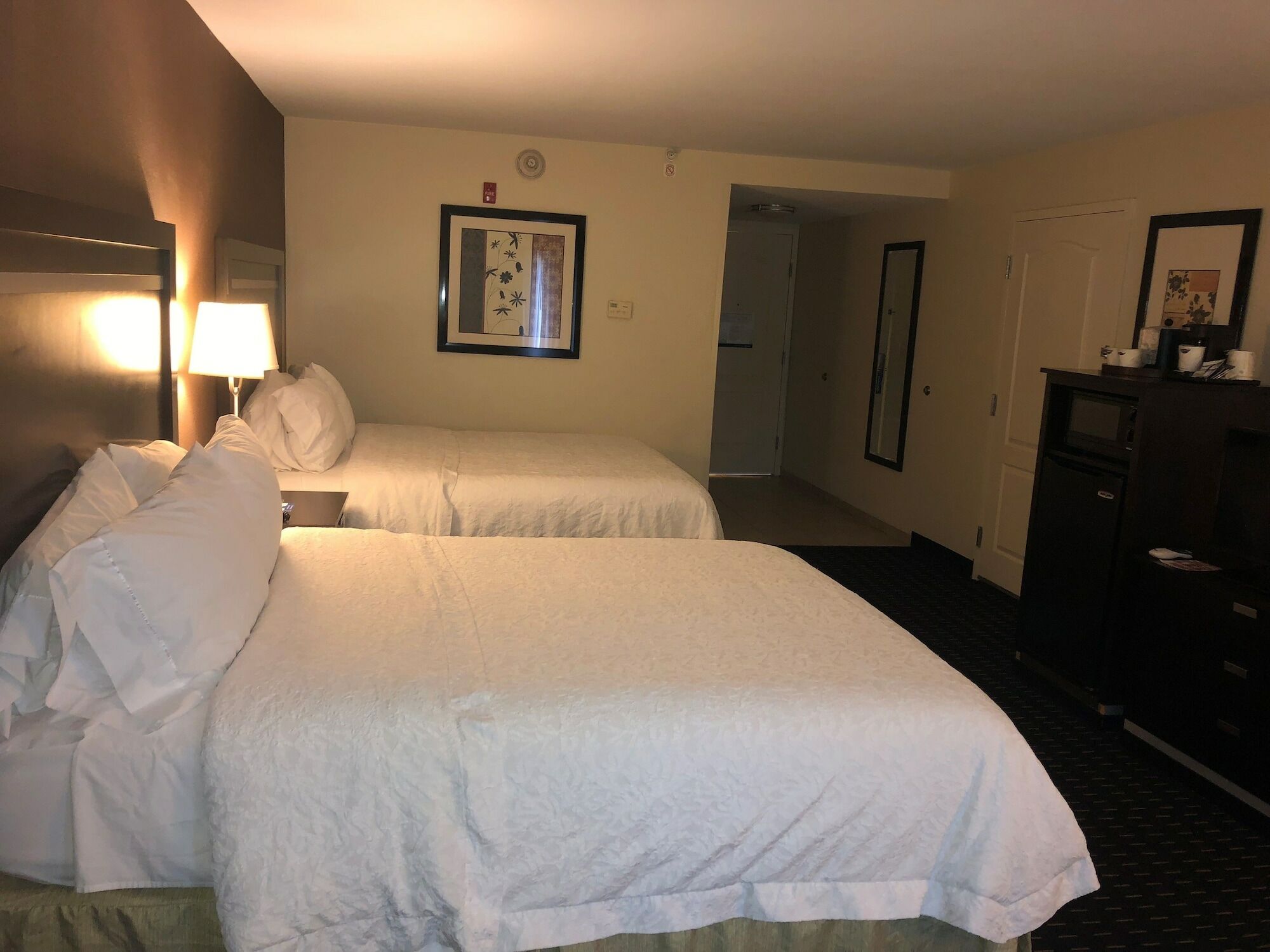 Hampton Inn Jericho - Westbury 외부 사진