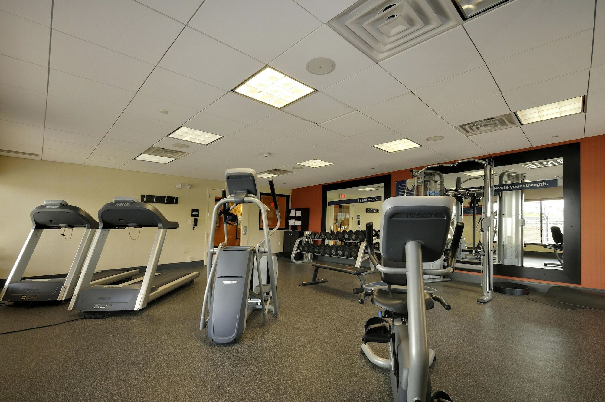 Hampton Inn Jericho - Westbury 외부 사진