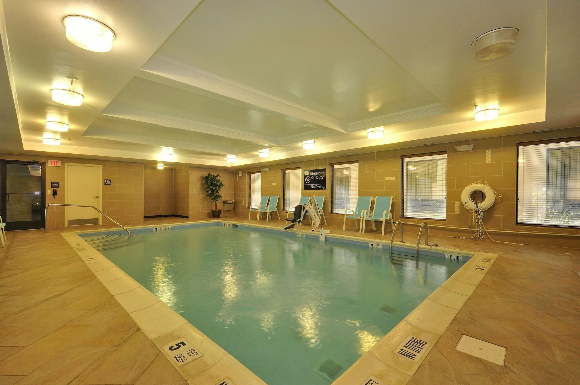 Hampton Inn Jericho - Westbury 외부 사진