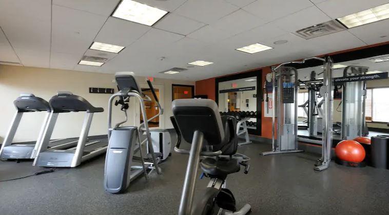 Hampton Inn Jericho - Westbury 외부 사진